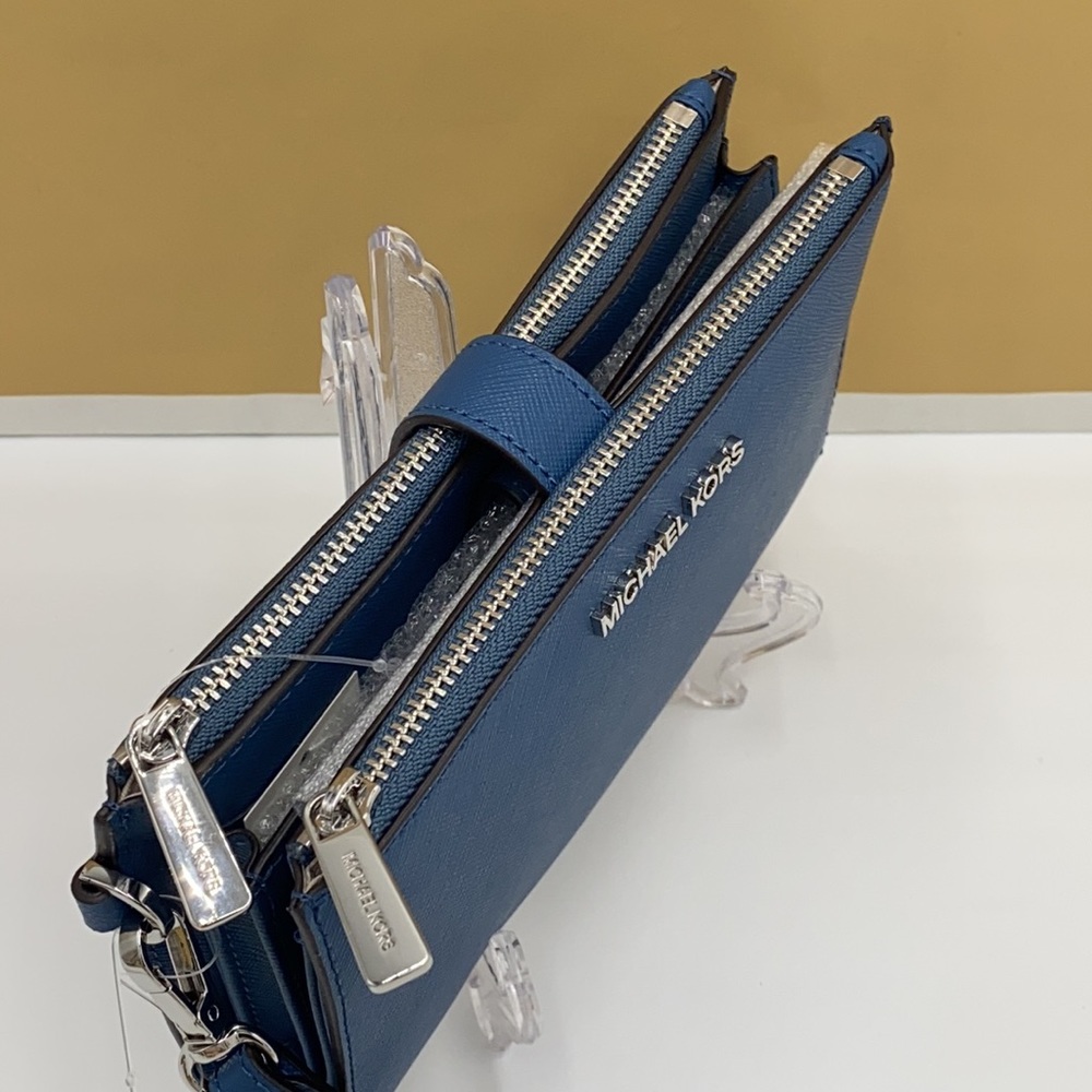 MICHAEL KORS LG DOUBLE ZIP WRISTLET Wallet Teal Color - Picture 6 of 15